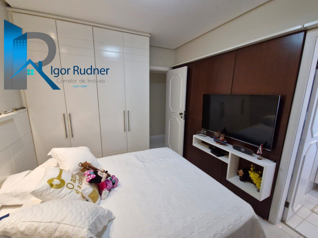 Apartamento à venda com 4 quartos, 194m² - Foto 11