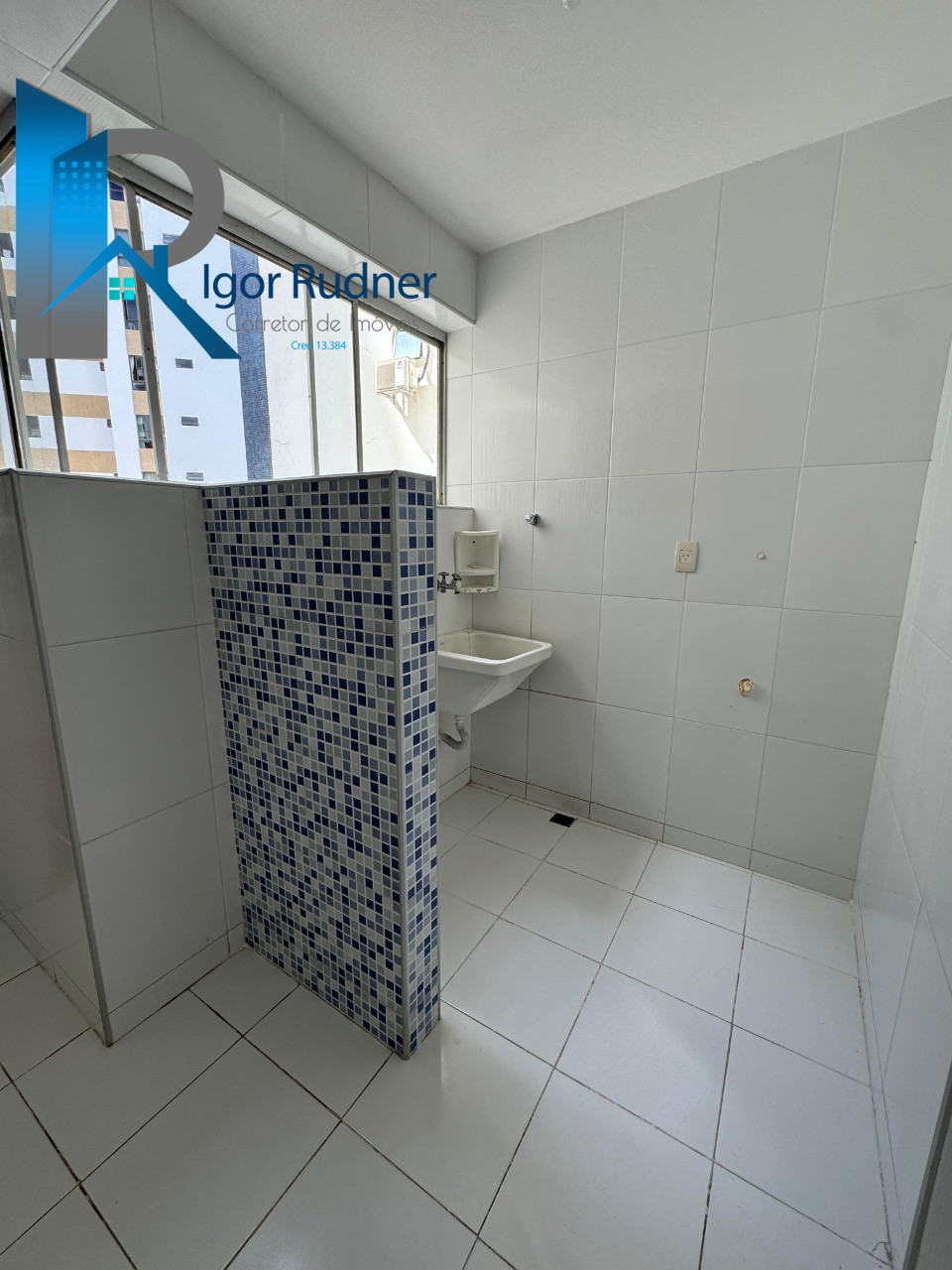 Apartamento à venda com 3 quartos, 106m² - Foto 11