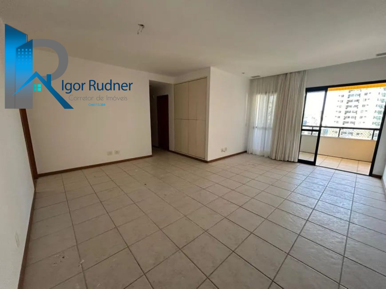 Apartamento à venda com 3 quartos, 115m² - Foto 3