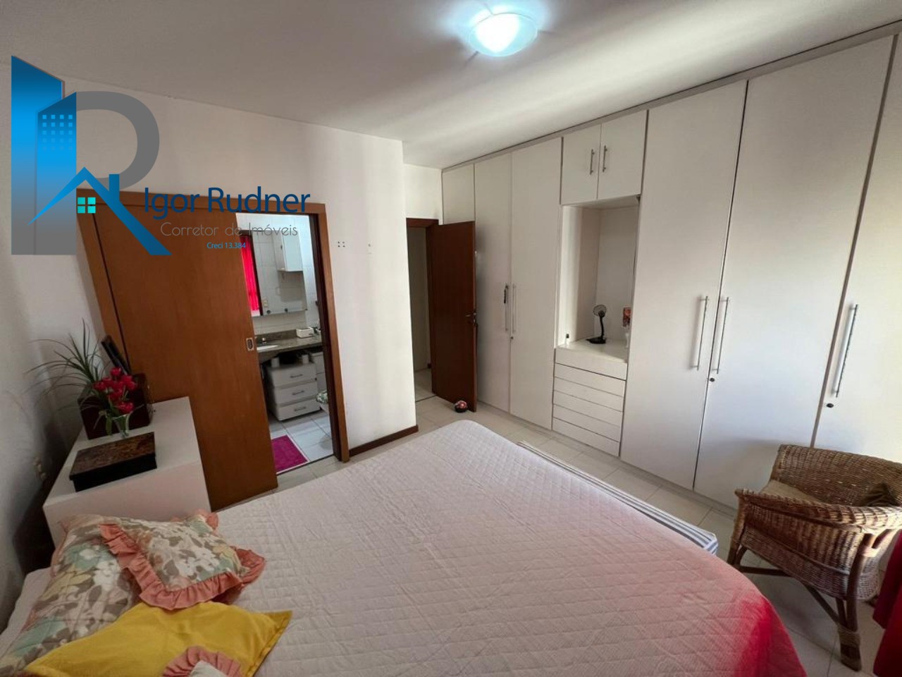 Apartamento à venda com 3 quartos, 158m² - Foto 9