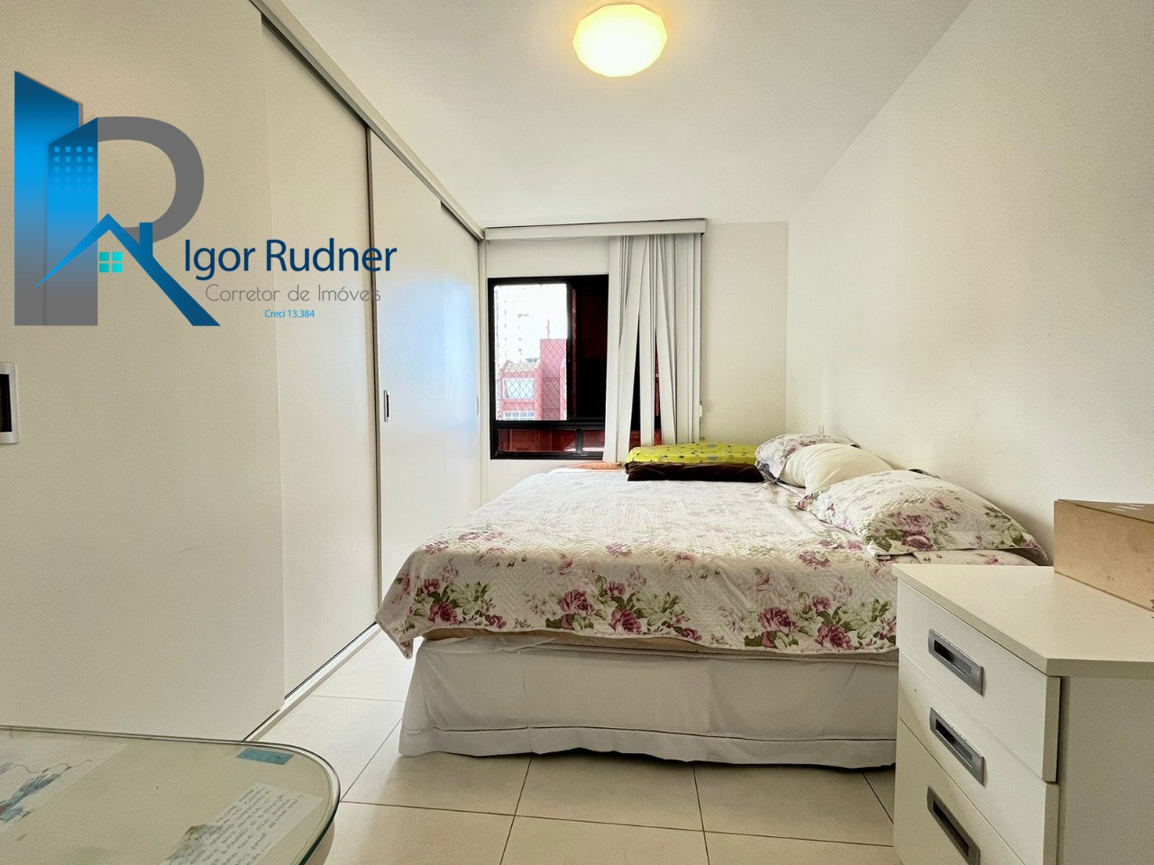 Apartamento à venda com 3 quartos, 95m² - Foto 9