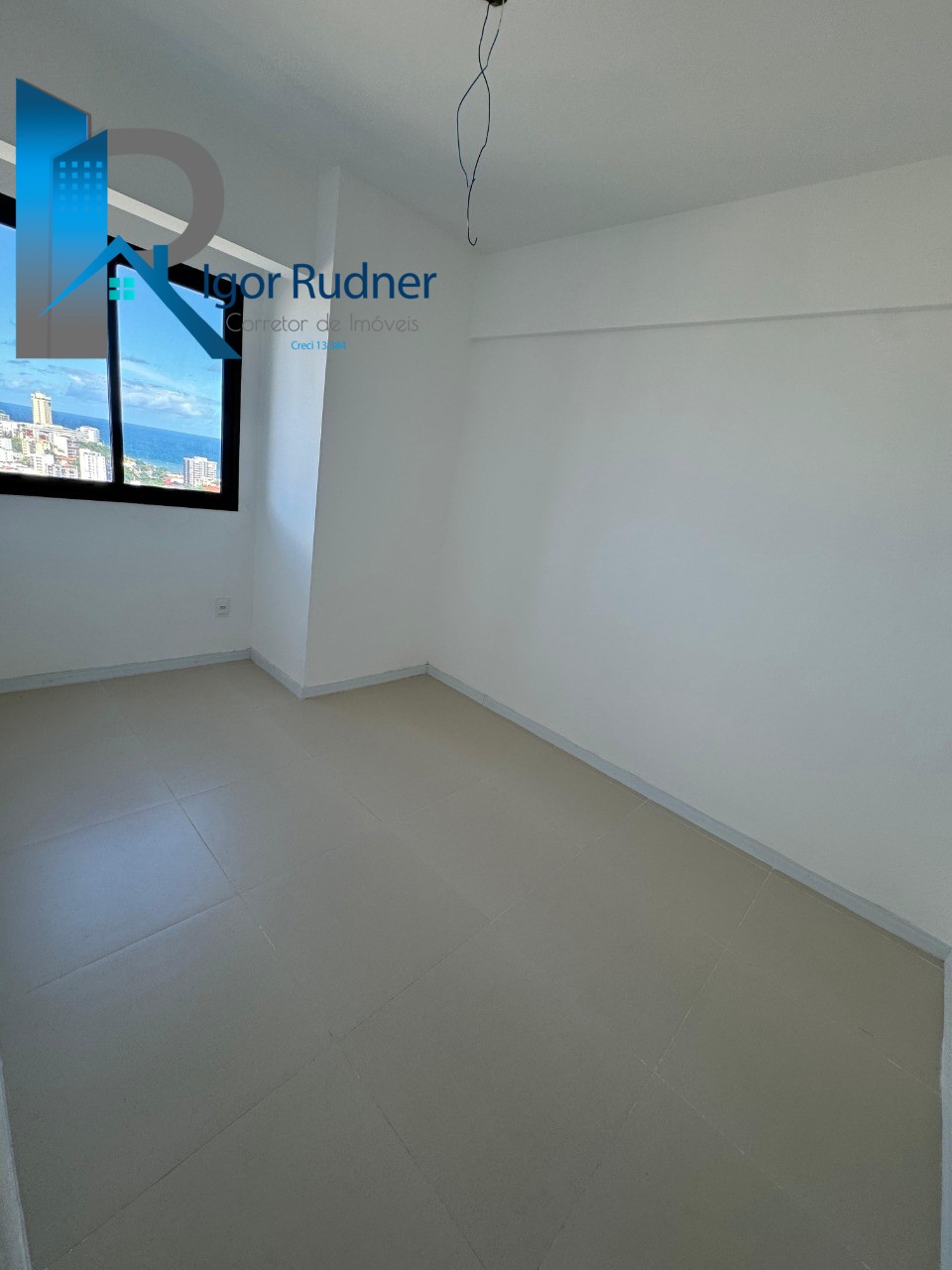 Apartamento à venda com 1 quarto, 45m² - Foto 4