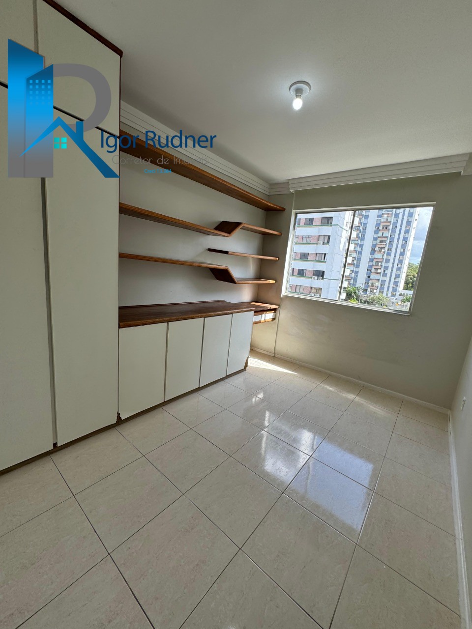 Apartamento à venda com 3 quartos, 106m² - Foto 8