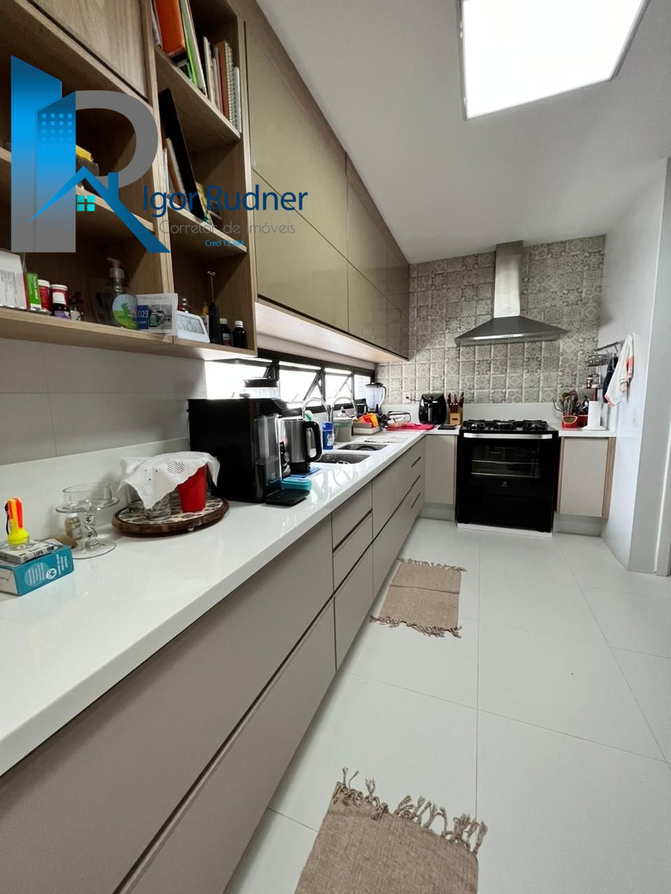 Apartamento à venda com 3 quartos, 198m² - Foto 26