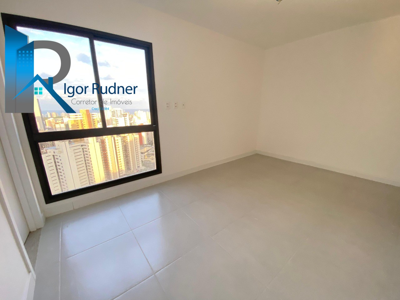 Apartamento à venda com 4 quartos, 140m² - Foto 17