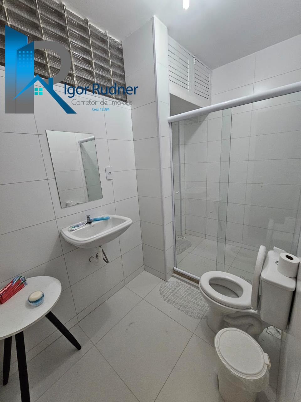 Apartamento à venda com 3 quartos, 97m² - Foto 3