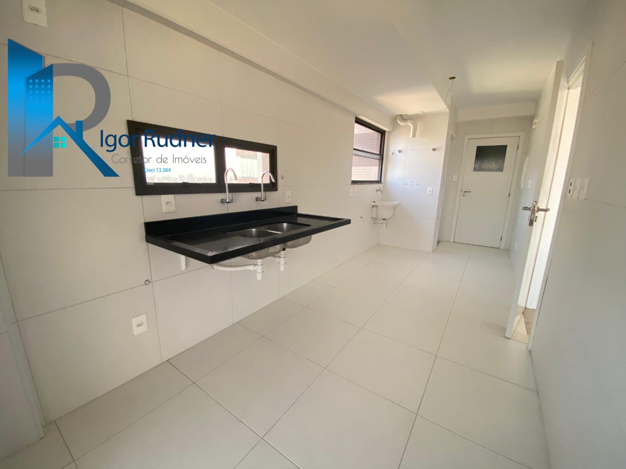 Apartamento à venda com 4 quartos, 140m² - Foto 22