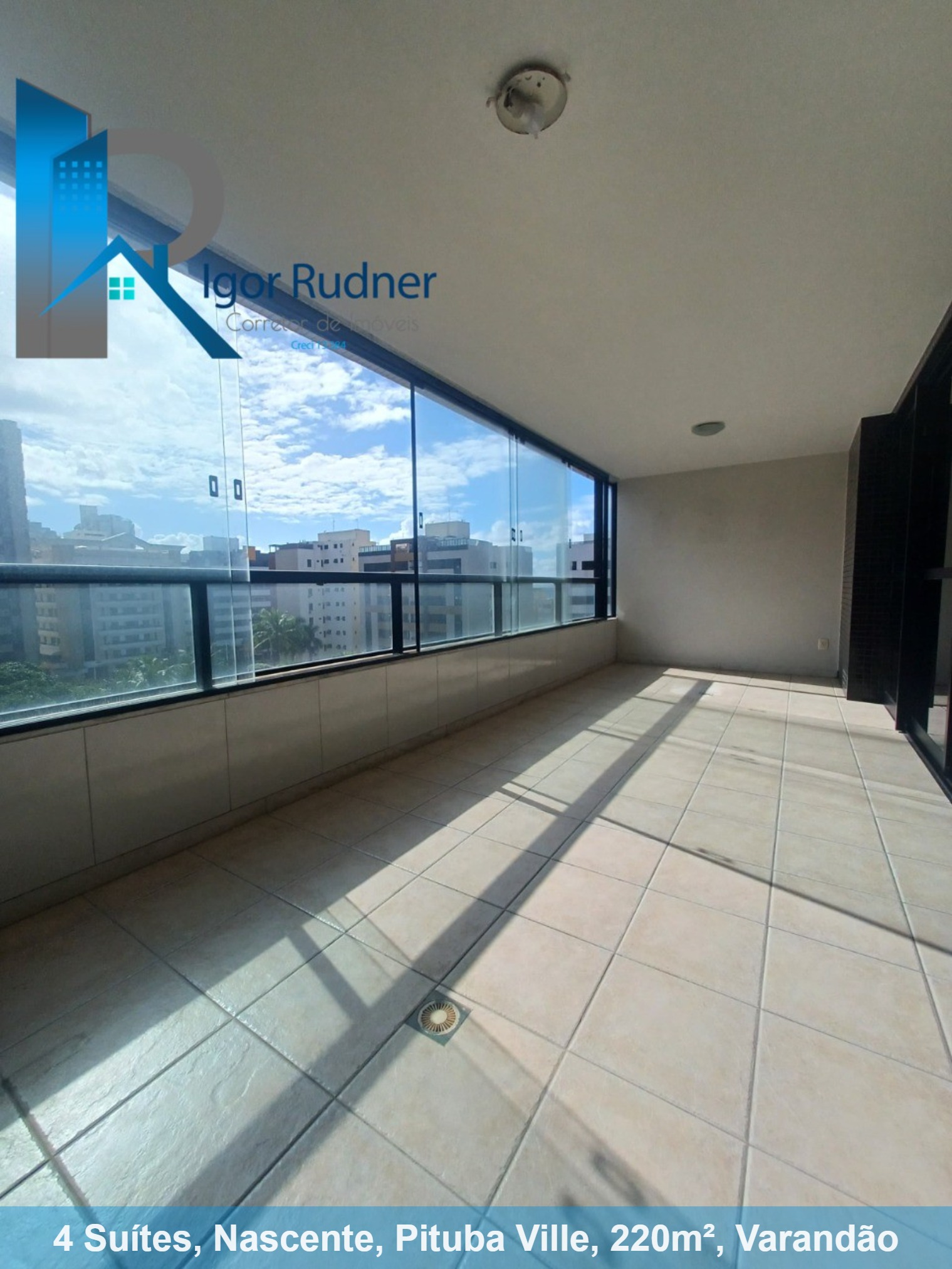 Cobertura, 4 quartos, 220 m² - Foto 1