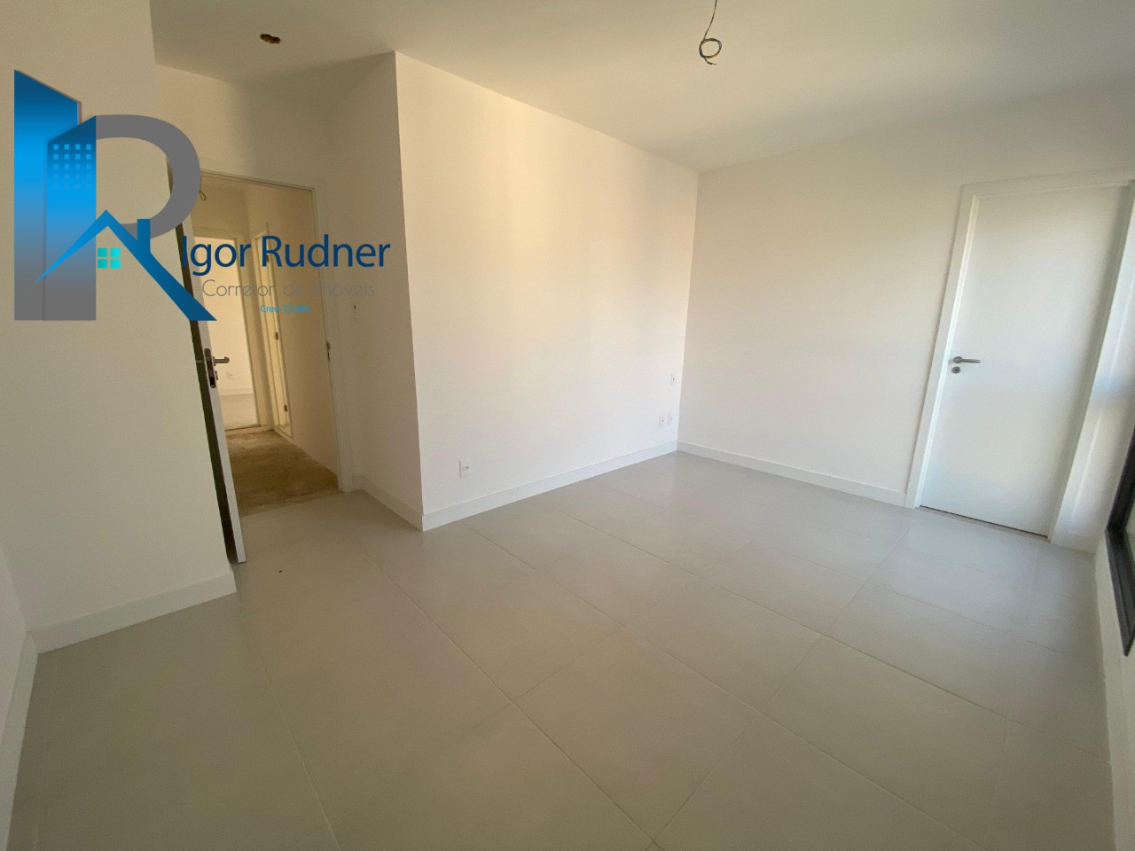 Apartamento à venda com 4 quartos, 140m² - Foto 18