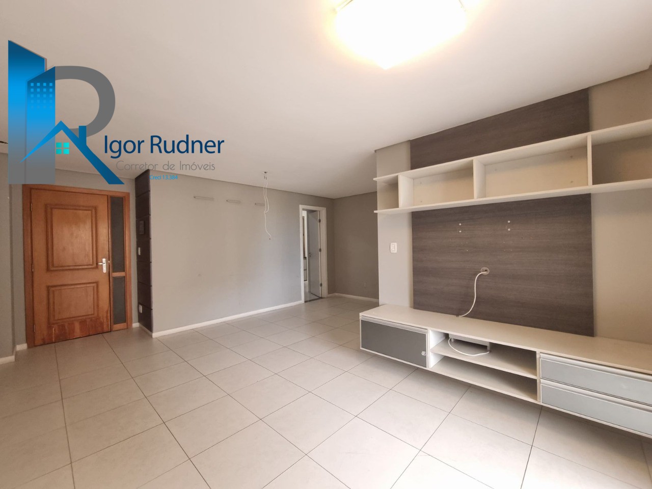 Apartamento à venda com 3 quartos, 95m² - Foto 4