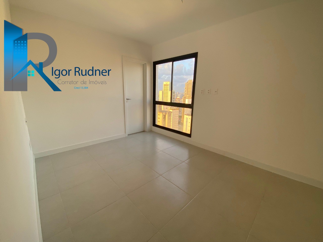 Apartamento à venda com 4 quartos, 140m² - Foto 16