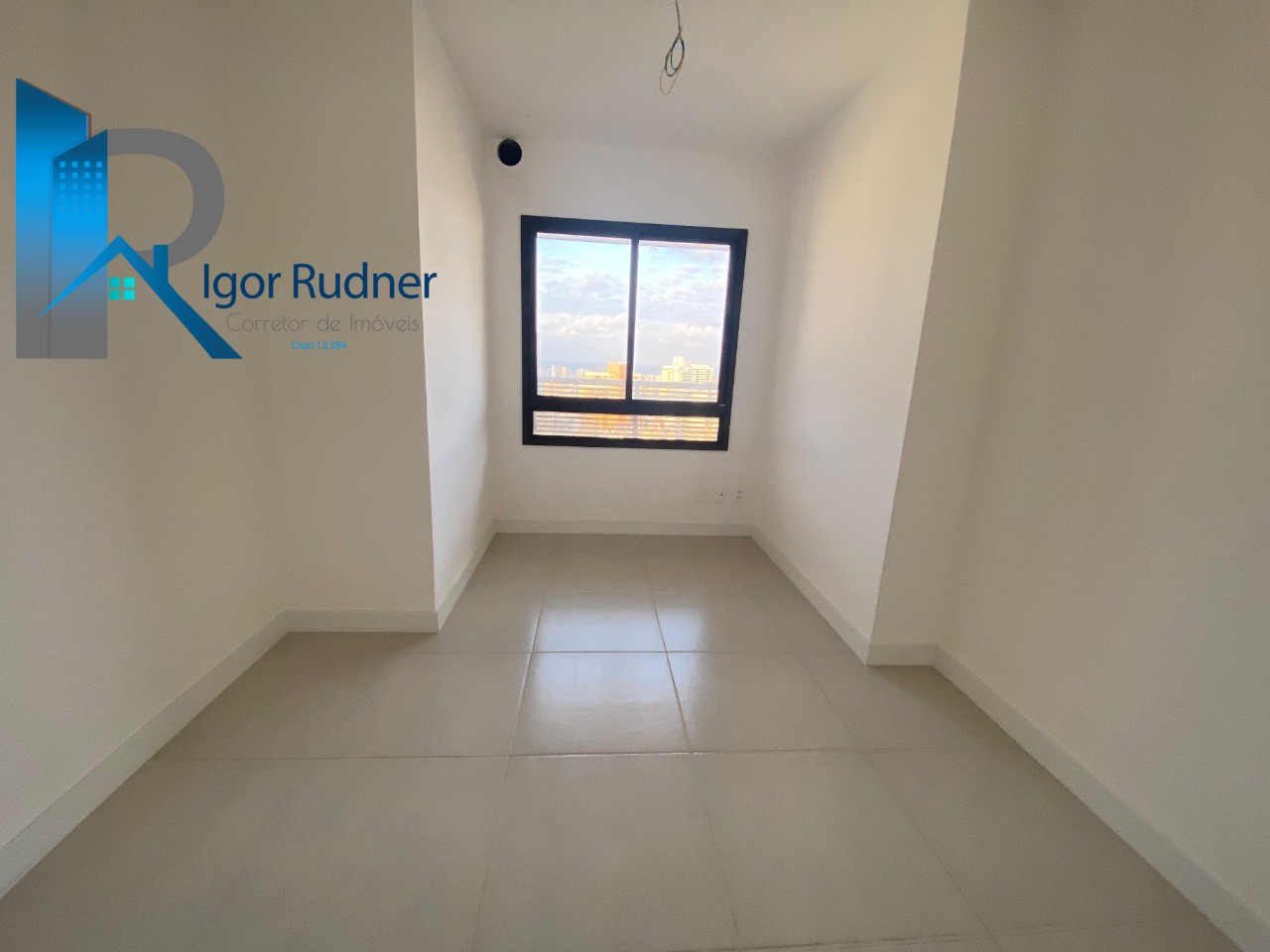 Apartamento à venda com 4 quartos, 140m² - Foto 12