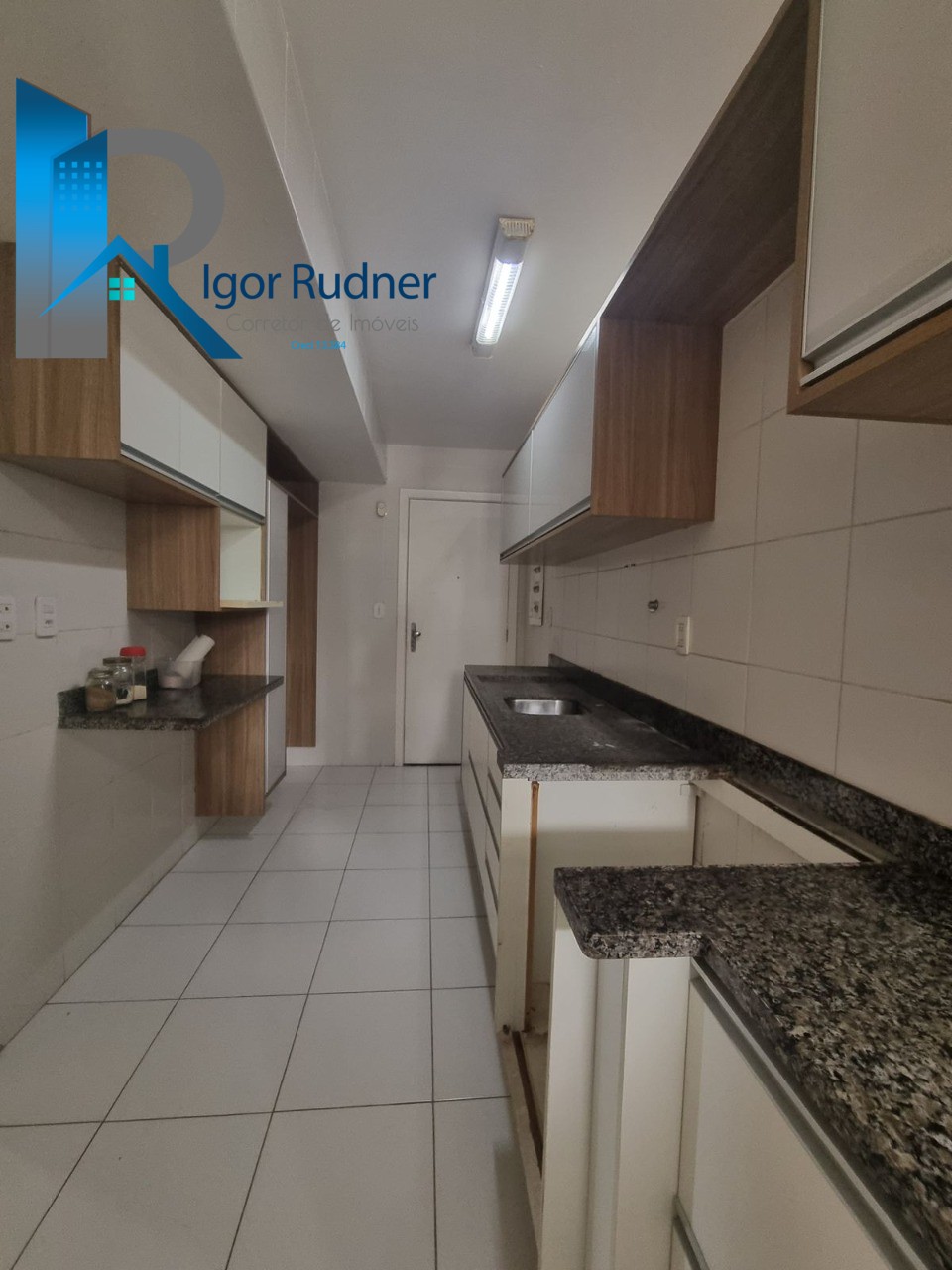 Apartamento à venda com 3 quartos, 95m² - Foto 19