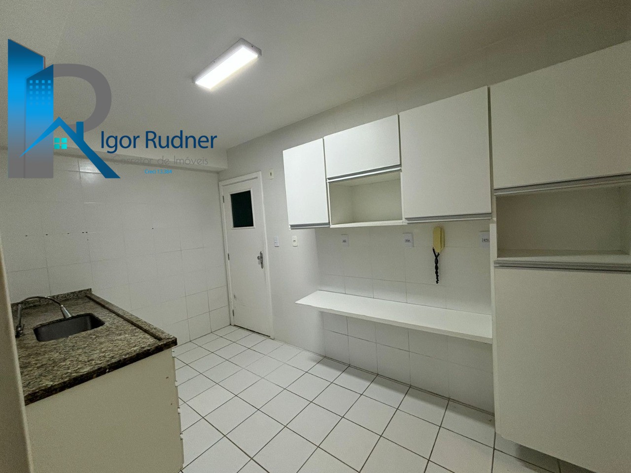 Apartamento à venda com 3 quartos, 143m² - Foto 25