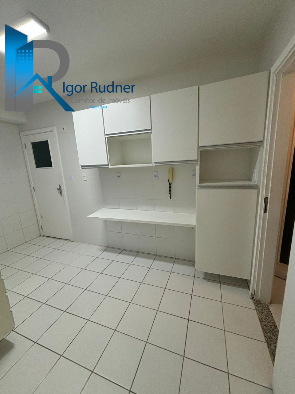 Apartamento à venda com 3 quartos, 143m² - Foto 27