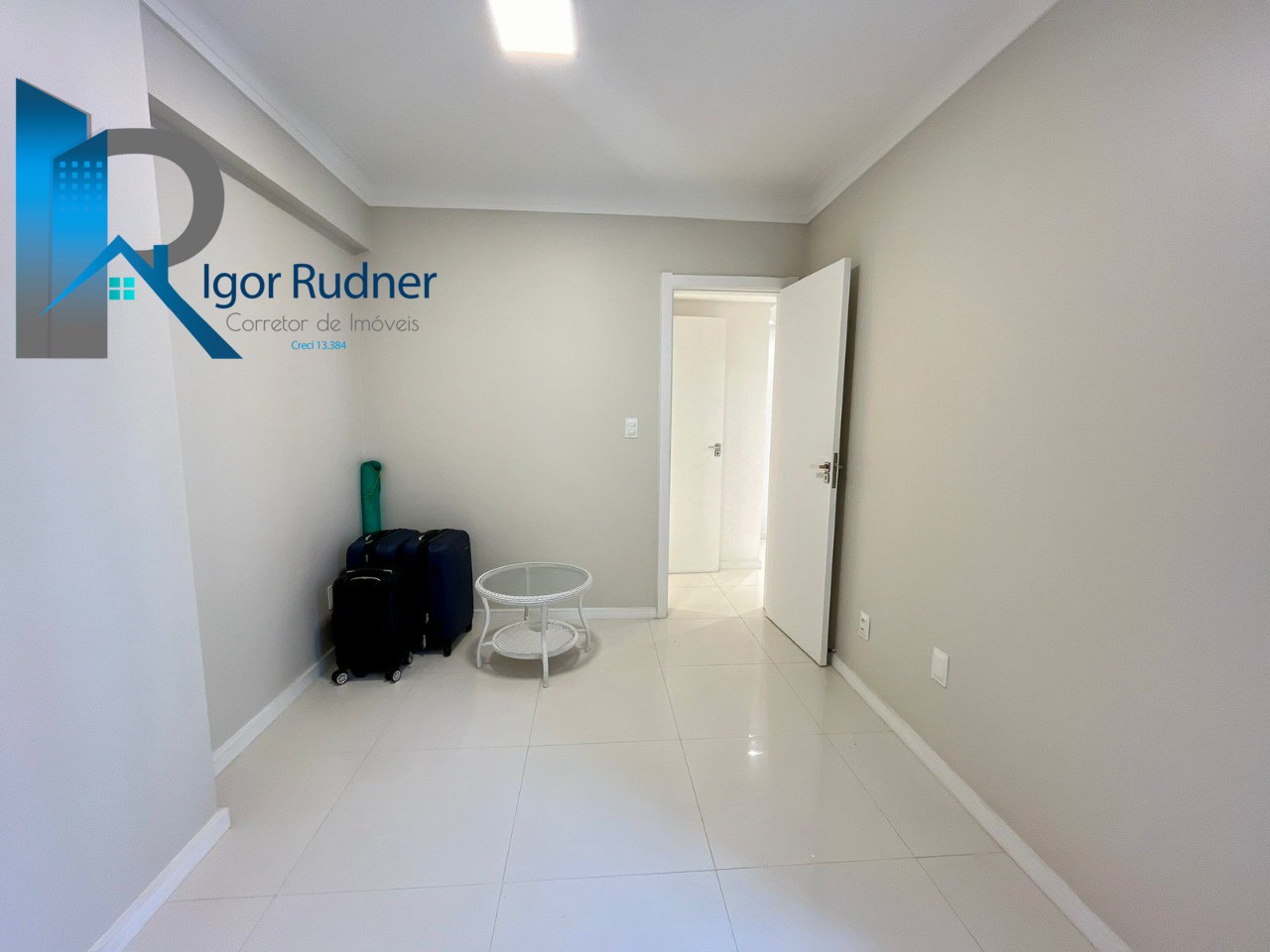 Apartamento à venda com 4 quartos, 136m² - Foto 17