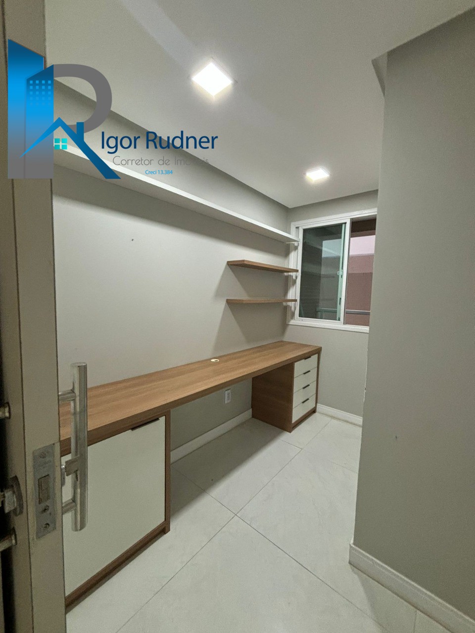 Apartamento à venda com 3 quartos, 143m² - Foto 17