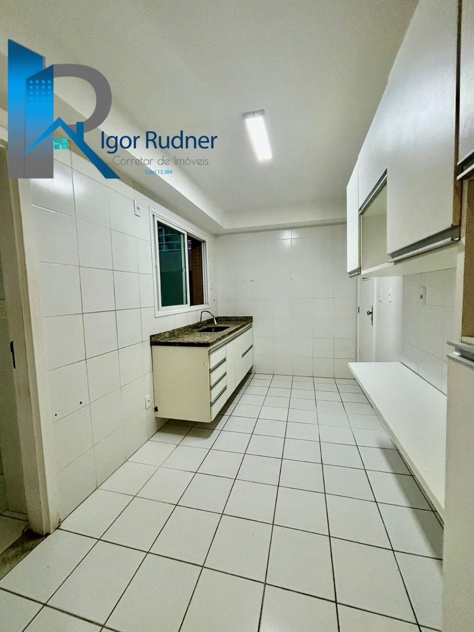 Apartamento à venda com 3 quartos, 143m² - Foto 21