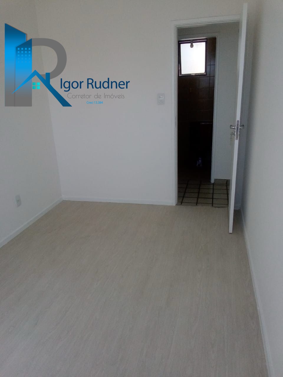 Apartamento à venda com 3 quartos, 100m² - Foto 8