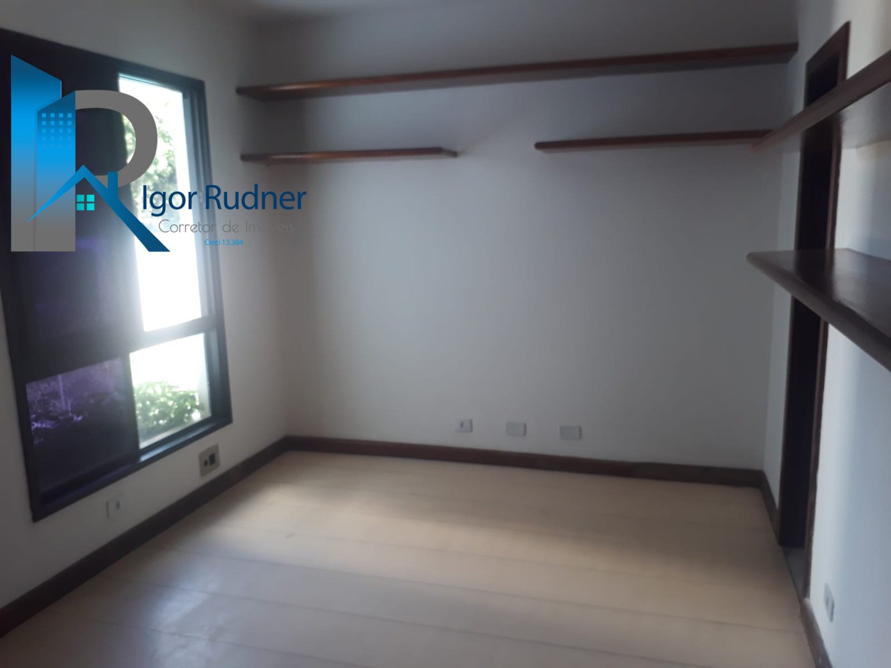 Apartamento à venda com 4 quartos, 211m² - Foto 9