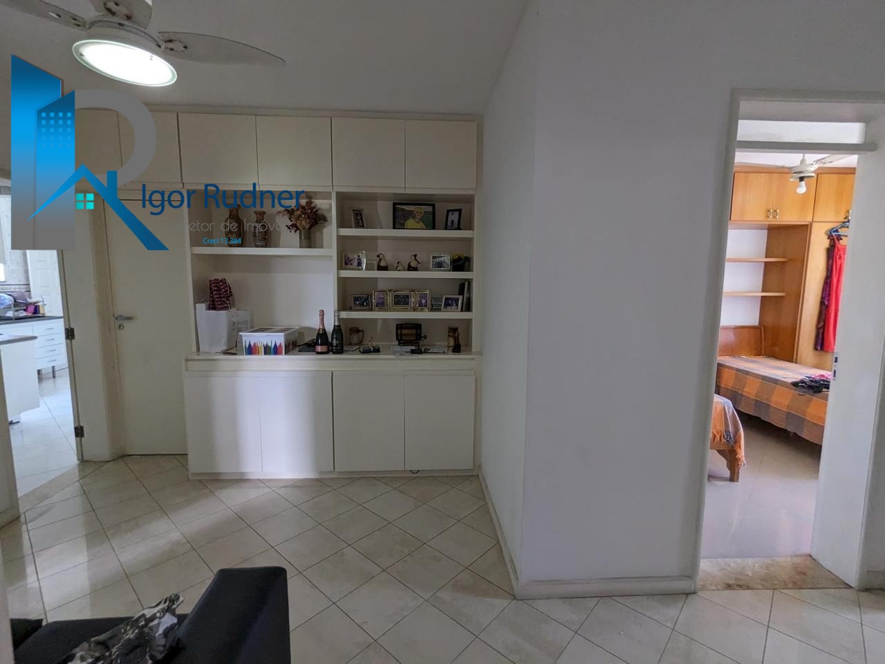 Apartamento à venda com 4 quartos, 201m² - Foto 8