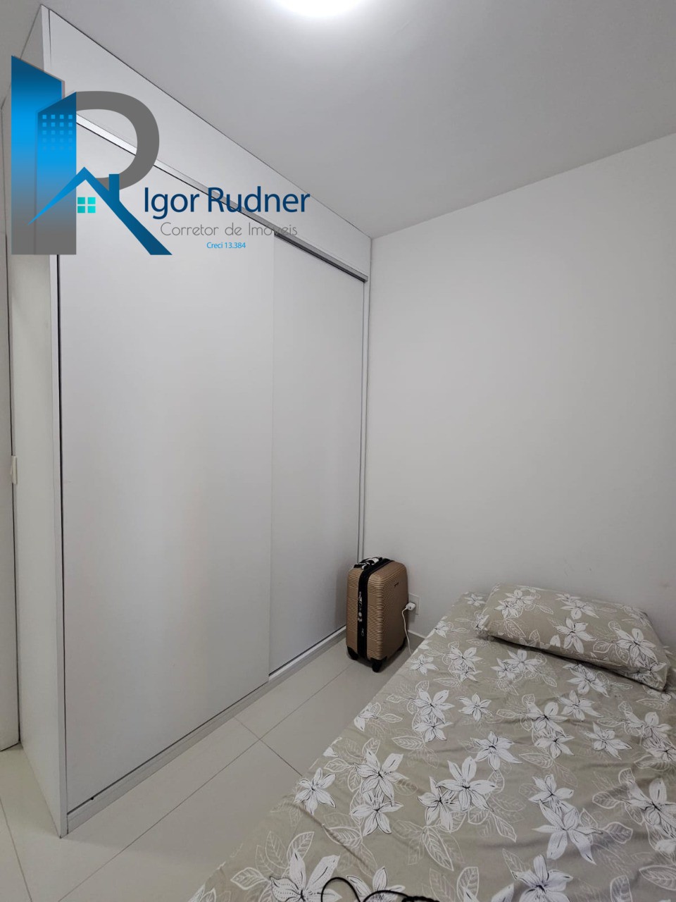 Apartamento à venda com 3 quartos, 130m² - Foto 15