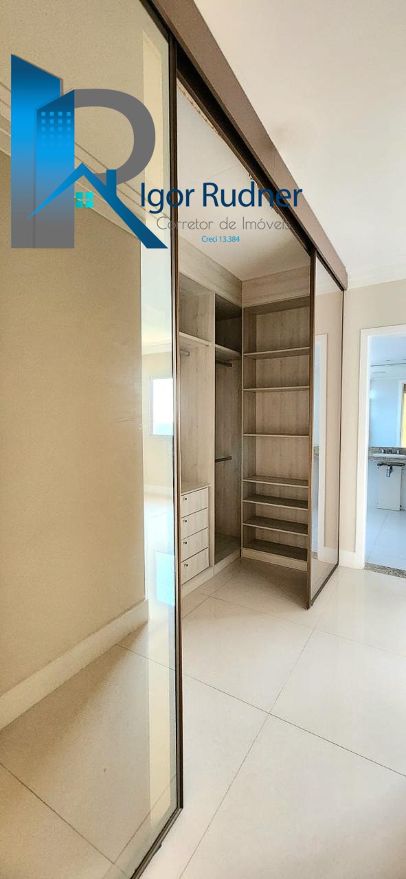 Apartamento à venda com 4 quartos, 180m² - Foto 19