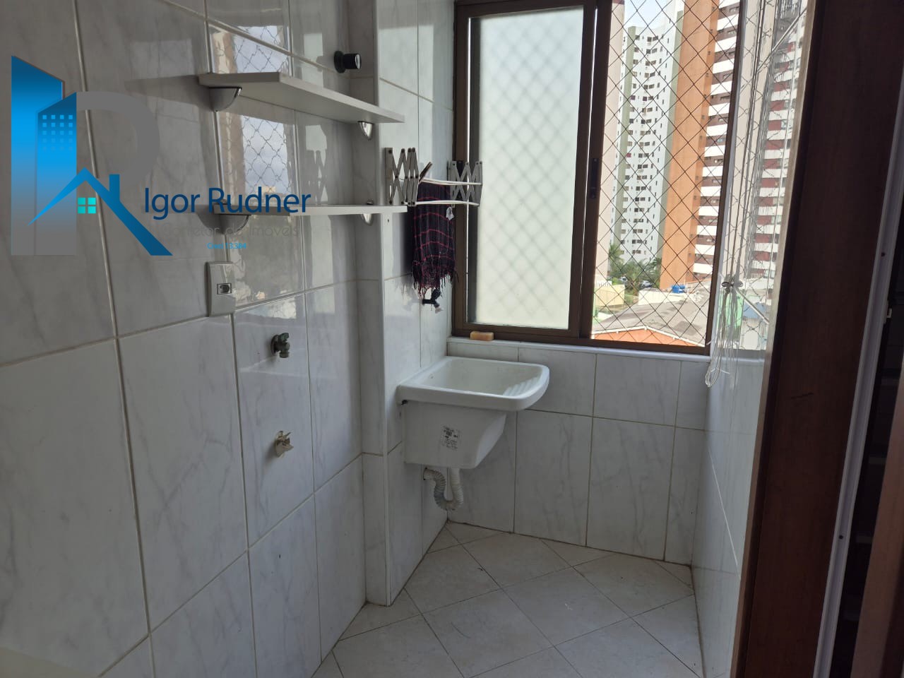 Apartamento à venda com 2 quartos, 64m² - Foto 9