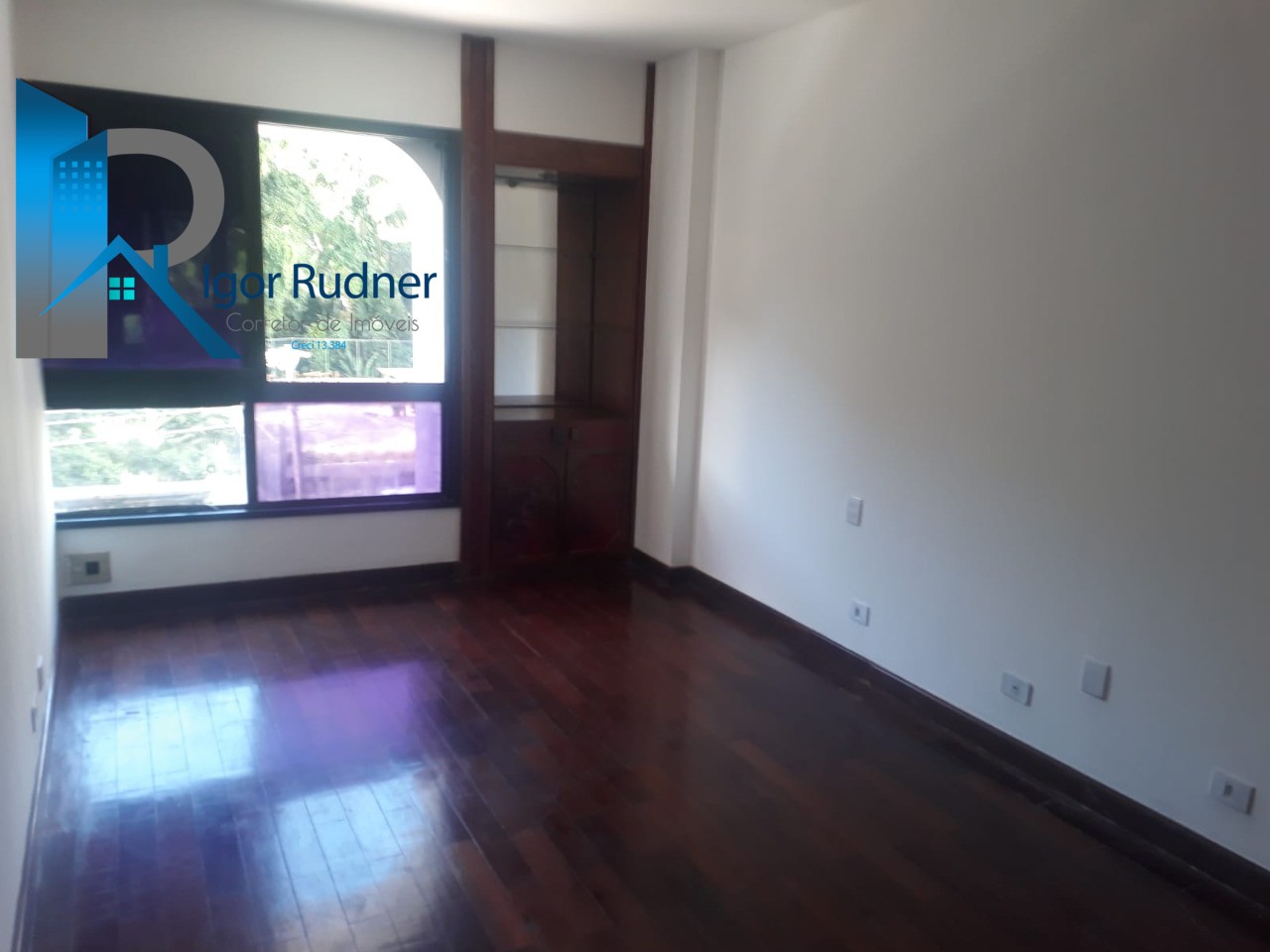 Apartamento à venda com 4 quartos, 211m² - Foto 8