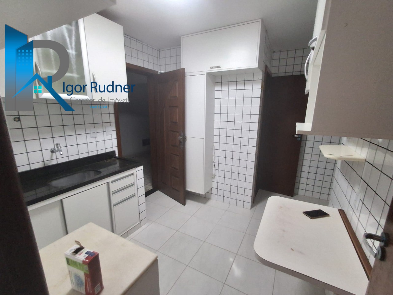 Apartamento à venda com 3 quartos, 77m² - Foto 15