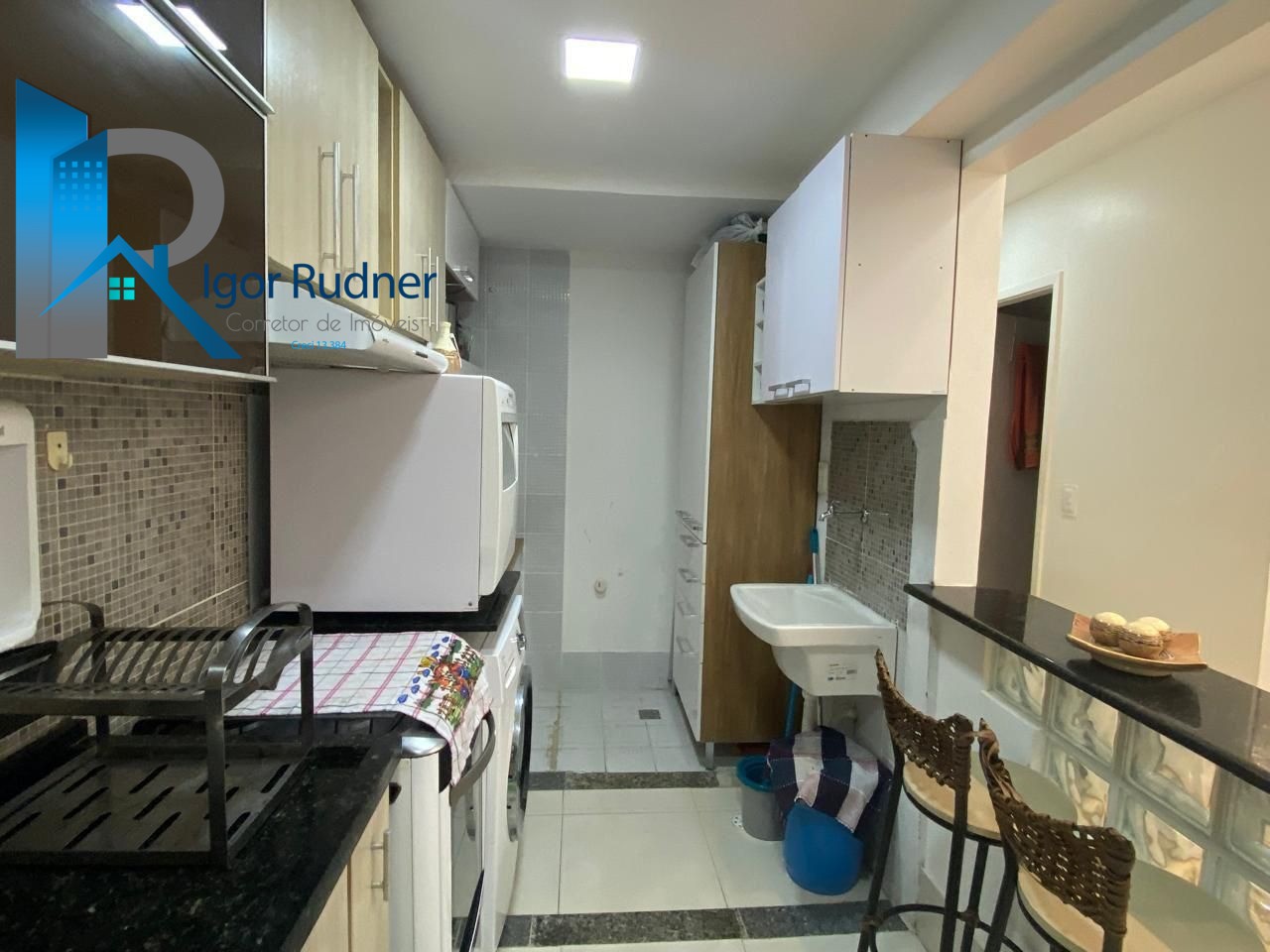 Apartamento à venda com 2 quartos, 60m² - Foto 10