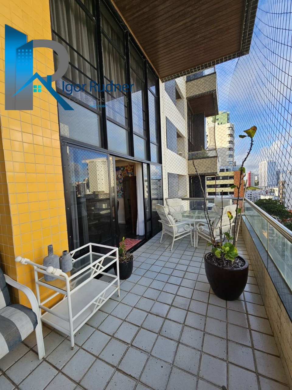 Apartamento à venda com 3 quartos, 205m² - Foto 13