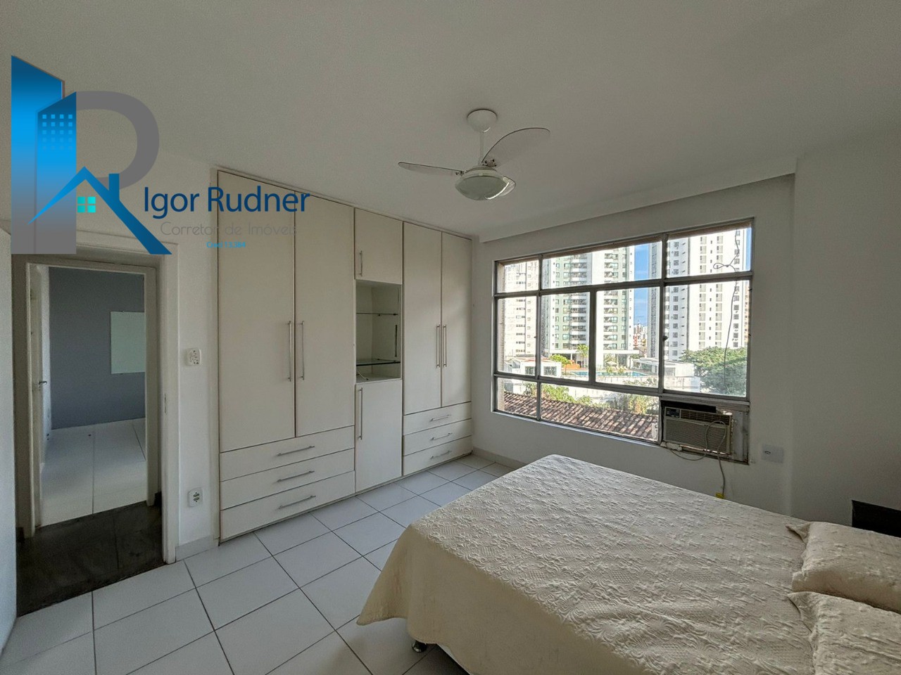 Apartamento à venda com 4 quartos, 206m² - Foto 10