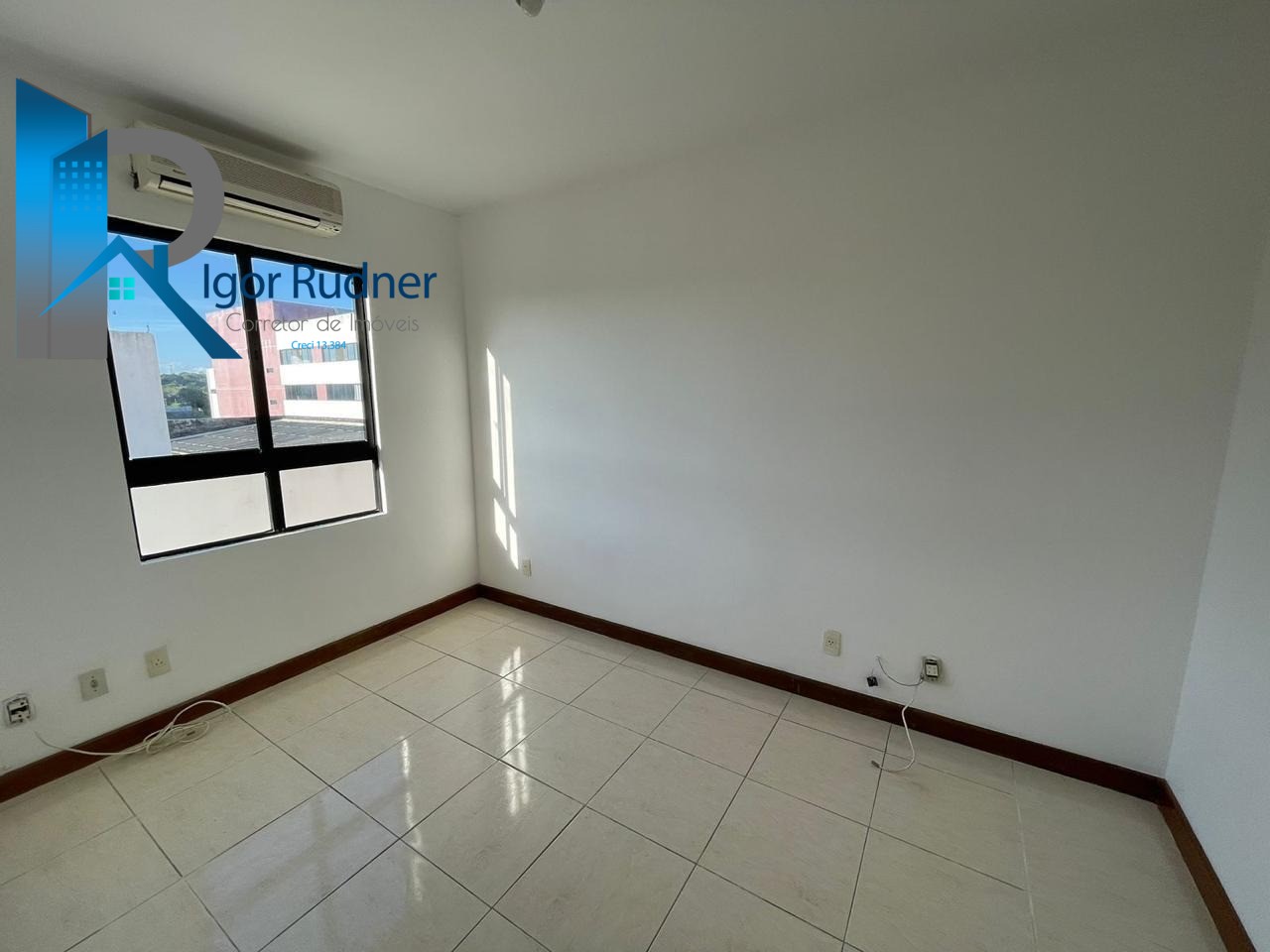 Apartamento à venda com 3 quartos, 75m² - Foto 5