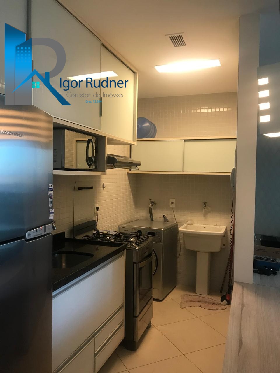 Apartamento à venda com 1 quarto, 50m² - Foto 19