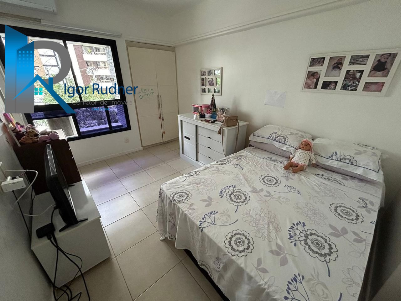 Apartamento à venda com 4 quartos, 225m² - Foto 35