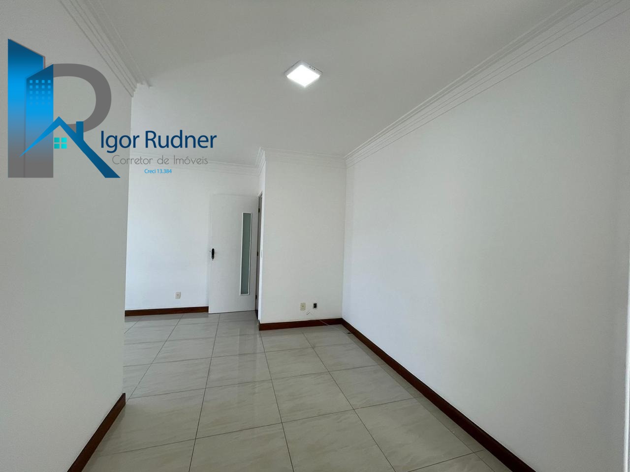 Apartamento à venda com 3 quartos, 75m² - Foto 3