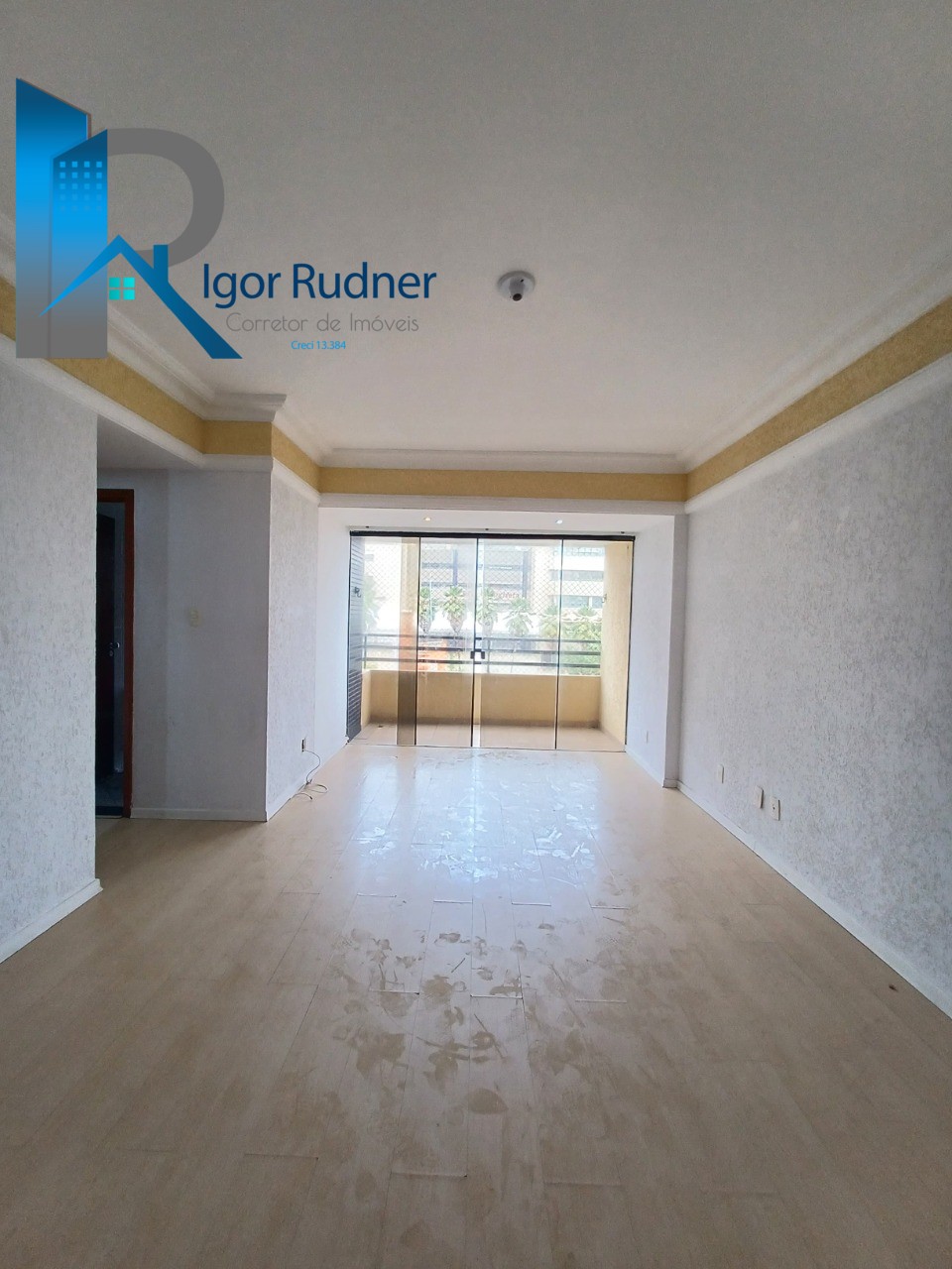 Apartamento à venda com 2 quartos, 60m² - Foto 1