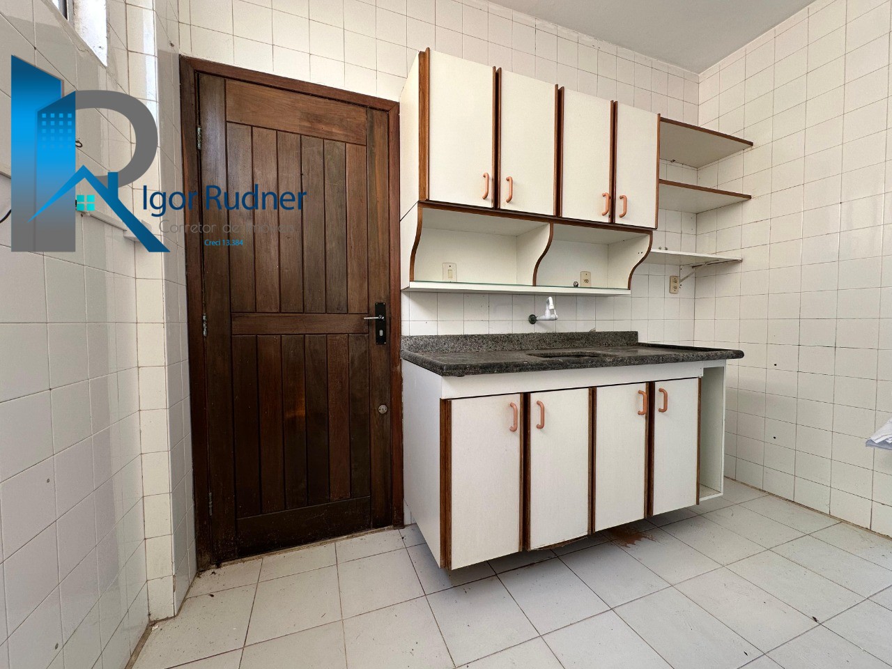 Apartamento à venda com 2 quartos, 70m² - Foto 10