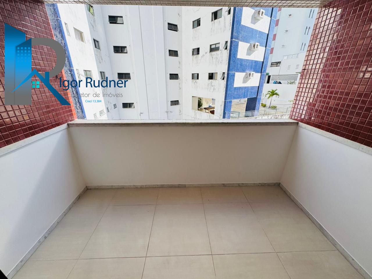 Apartamento à venda com 3 quartos, 94m² - Foto 4