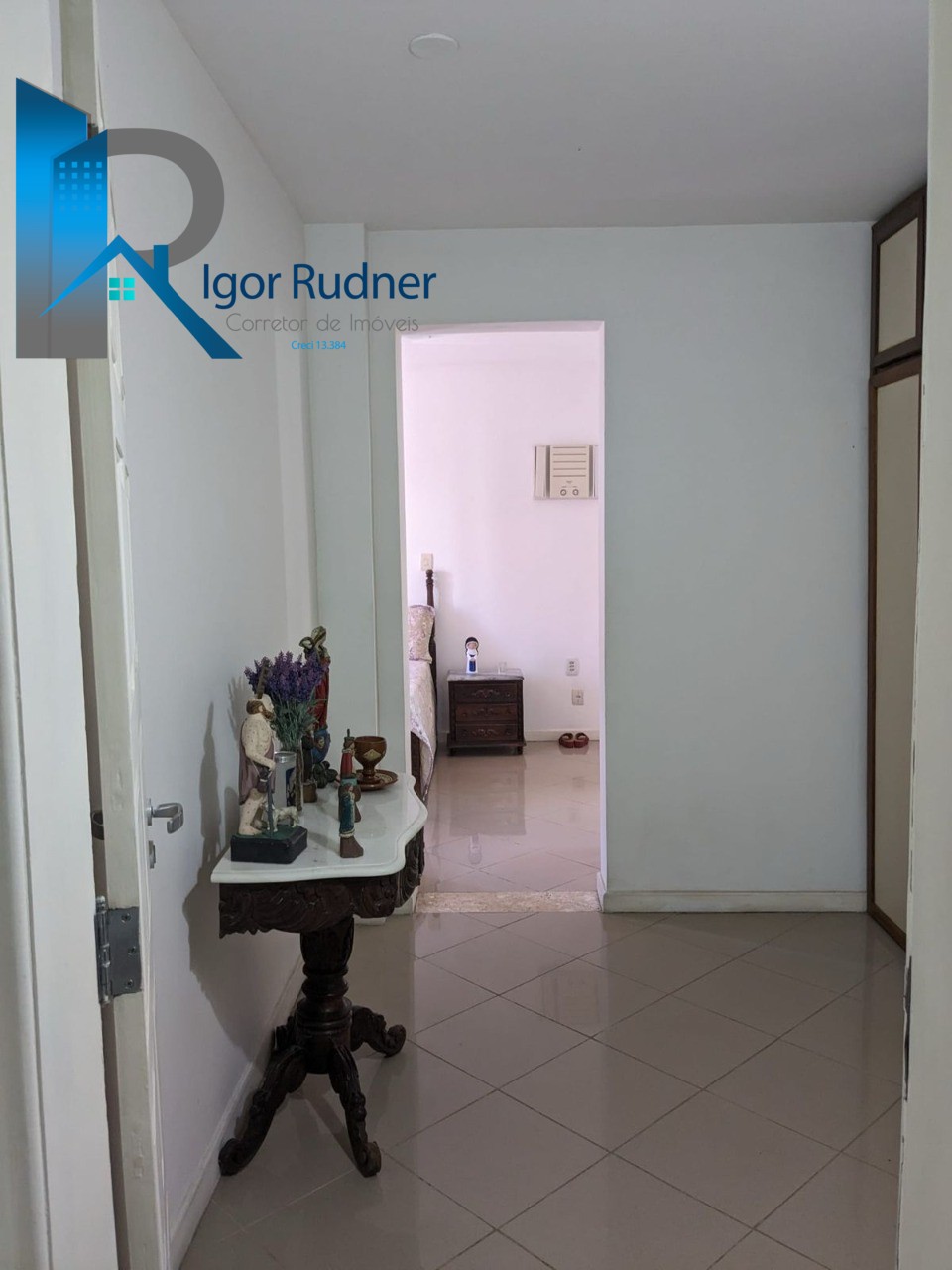 Apartamento à venda com 4 quartos, 201m² - Foto 6