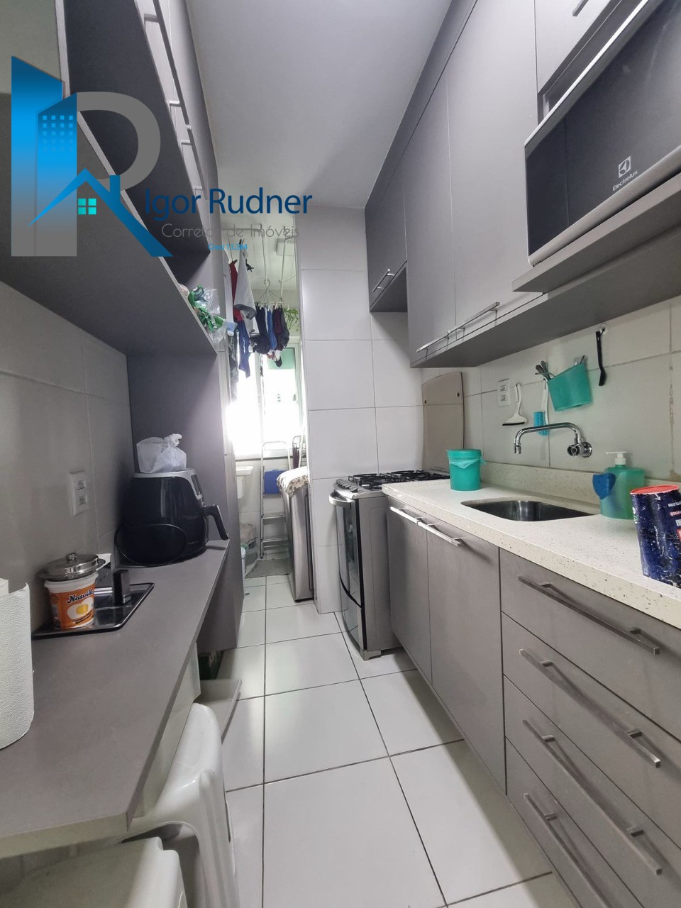 Apartamento à venda com 2 quartos, 75m² - Foto 23