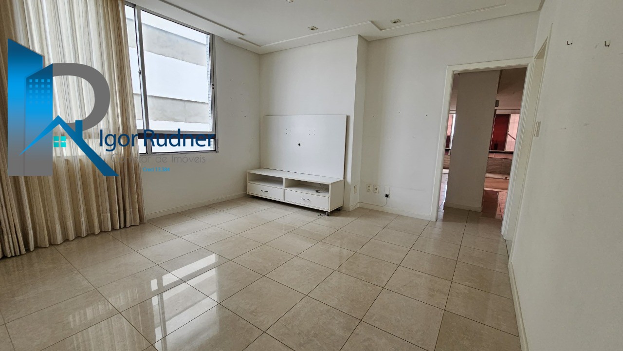 Apartamento à venda com 3 quartos, 260m² - Foto 13