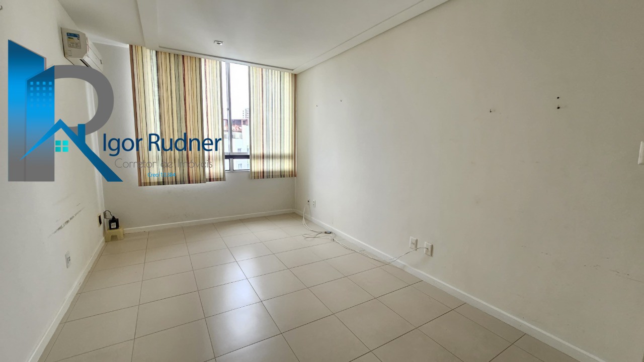 Apartamento à venda com 3 quartos, 260m² - Foto 23