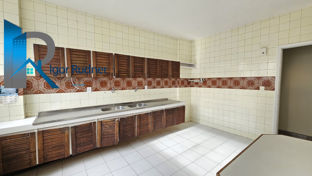 Apartamento à venda com 3 quartos, 139m² - Foto 13