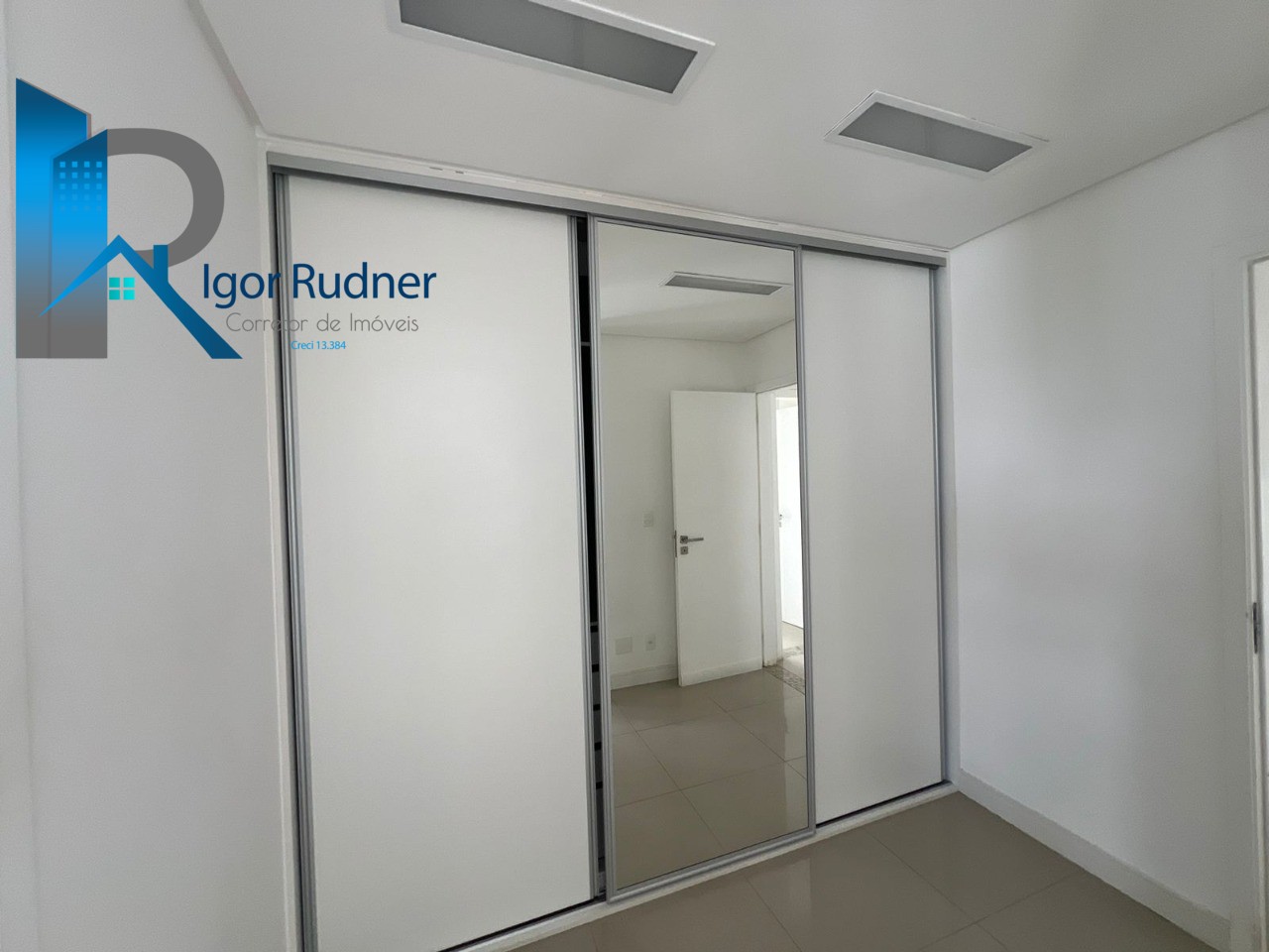 Apartamento à venda com 3 quartos, 116m² - Foto 18