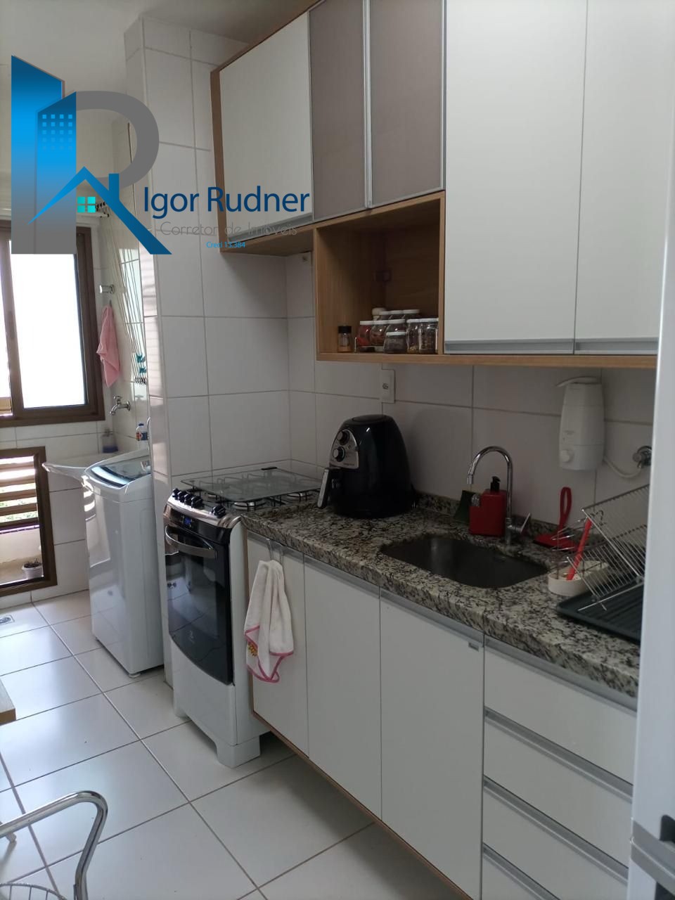 Apartamento à venda com 2 quartos, 75m² - Foto 17