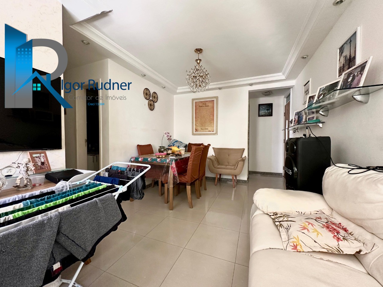 Apartamento à venda com 2 quartos, 70m² - Foto 4