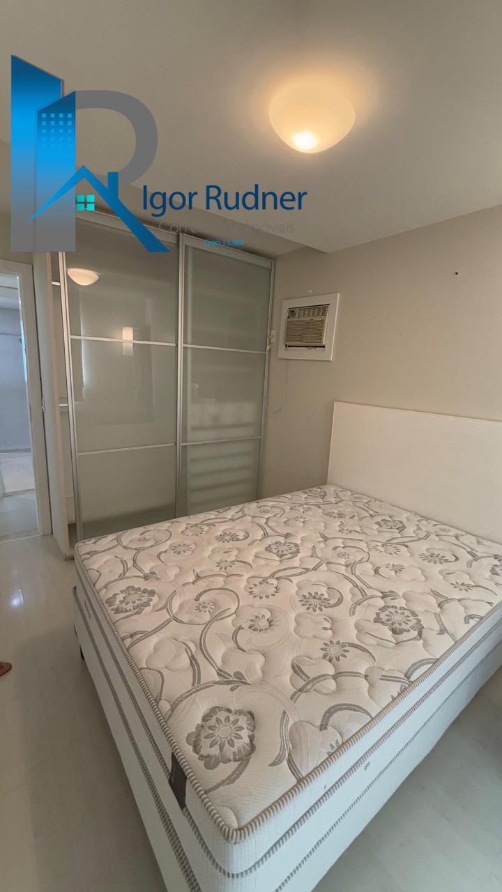 Apartamento à venda com 3 quartos, 130m² - Foto 13