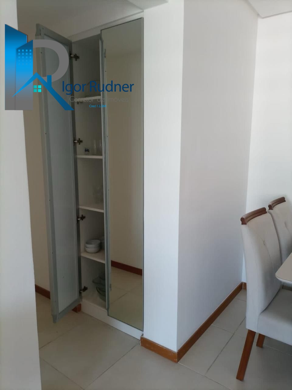 Apartamento à venda com 2 quartos, 75m² - Foto 8